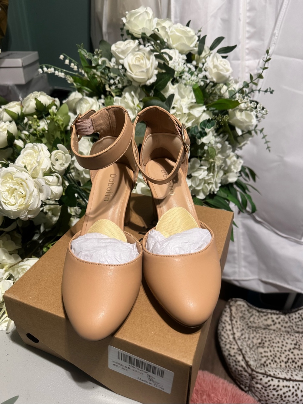 Women's Nude Ankle-Strap Pointed Heels